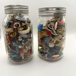 5.5 LBS COSTUME JEWELRY LOT 2 Jars Broaches Earrings Misc Vintage Modern 90s